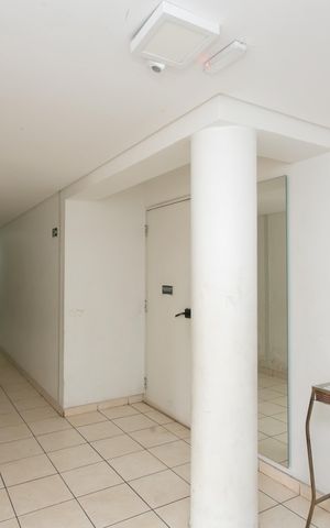 Apartamento à venda com 89m², 2 quartos e sem vaga Apartamento à venda com 89m², 2 quartos e sem vagaHall Social