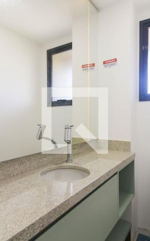 Apartamento à venda com 107m², 2 quartos e 1 vaga Apartamento à venda com 107m², 2 quartos e 1 vagaBanheiro