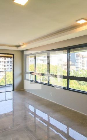 Apartamento à venda com 107m², 2 quartos e 1 vaga Apartamento à venda com 107m², 2 quartos e 1 vagaSala