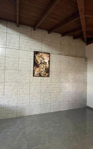Casa à venda com 110m², 3 quartos e 1 vaga