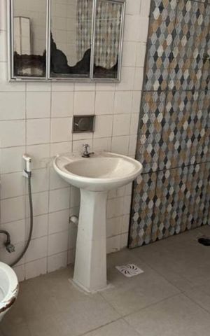 Casa para alugar com 140m², 3 quartos e 1 vaga Casa para alugar com 140m², 3 quartos e 1 vagaBanheiro