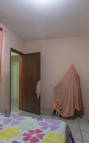 Casa à venda com 233m², 5 quartos e 2 vagas Casa à venda com 233m², 5 quartos e 2 vagasQuarto 4