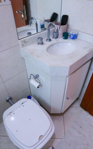 Casa à venda com 130m², 2 quartos e 2 vagas Casa à venda com 130m², 2 quartos e 2 vagasBanheiro da Suíte 1