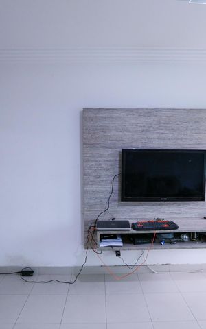 Casa à venda com 130m², 2 quartos e 2 vagas Casa à venda com 130m², 2 quartos e 2 vagasSala