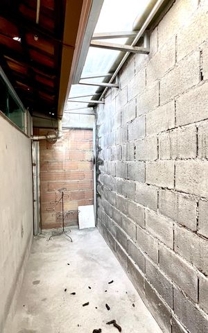 Casa à venda com 245m², 3 quartos e 1 vaga