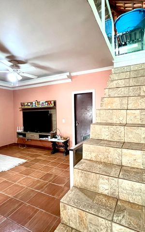 Casa à venda com 245m², 3 quartos e 1 vaga