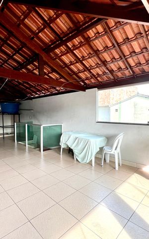 Casa à venda com 245m², 3 quartos e 1 vaga