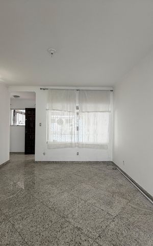 Casa à venda com 116m², 3 quartos e 2 vagasSala