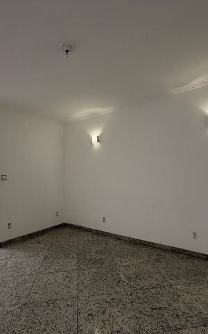 Casa à venda com 116m², 3 quartos e 2 vagasSala