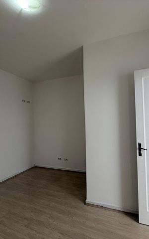 Casa à venda com 116m², 3 quartos e 2 vagasSuite
