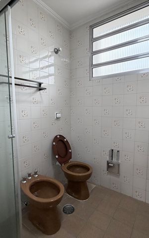 Casa à venda com 116m², 3 quartos e 2 vagasBanheiro