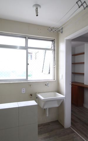 Apartamento à venda com 70m², 2 quartos e 1 vagaÁrea de Serviço