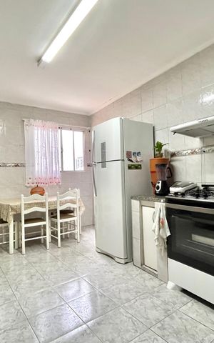 Casa à venda com 95m², 6 quartos e 3 vagas Casa à venda com 95m², 6 quartos e 3 vagasCozinha - Edícula