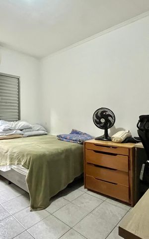 Casa à venda com 95m², 6 quartos e 3 vagas Casa à venda com 95m², 6 quartos e 3 vagasQuarto 2