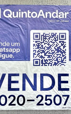 Casa à venda com 95m², 6 quartos e 3 vagas Casa à venda com 95m², 6 quartos e 3 vagasPlaquinha instalada