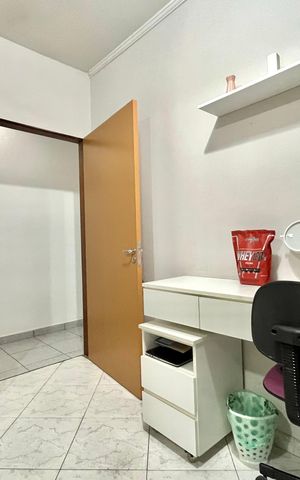 Casa à venda com 95m², 6 quartos e 3 vagas Casa à venda com 95m², 6 quartos e 3 vagasQuarto 3