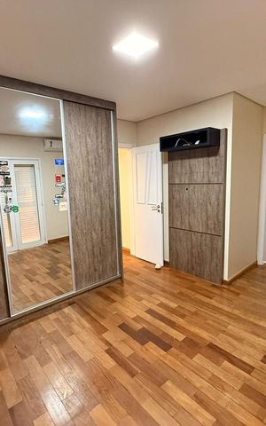 Casa à venda com 547m², 4 quartos e 4 vagas Casa à venda com 547m², 4 quartos e 4 vagasQuarto
