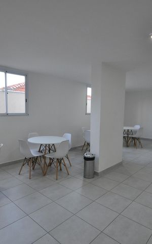 Apartamento à venda com 42m², 2 quartos e sem vagaÁrea comum - Salão de festas