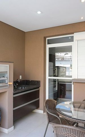 Apartamento à venda com 171m², 3 quartos e 3 vagasChurrasqueira