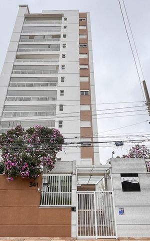 Apartamento à venda com 171m², 3 quartos e 3 vagasFachada + plaquinha