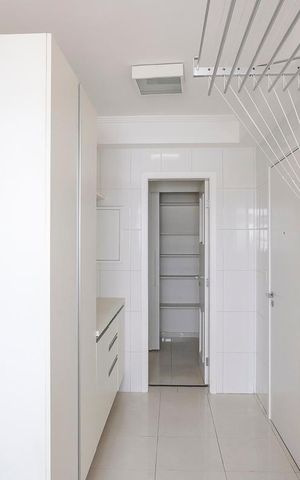 Apartamento à venda com 171m², 3 quartos e 3 vagasÁrea de serviço