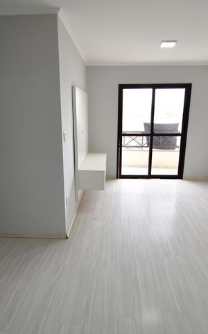 Apartamento à venda com 76m², 3 quartos e 2 vagasSala