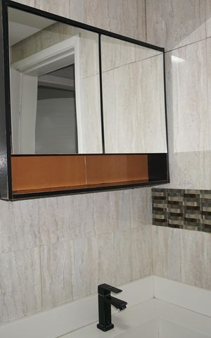 Casa para alugar com 172m², 3 quartos e 3 vagasBanheiro social