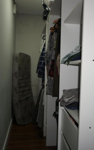 Casa para alugar com 172m², 3 quartos e 3 vagasCloset da suíte
