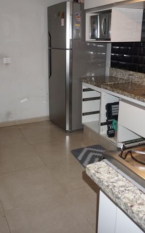 Casa para alugar com 172m², 3 quartos e 3 vagasCozinha