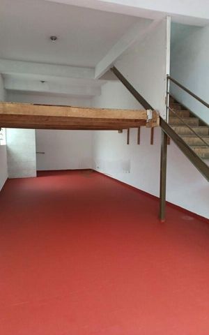 Casa à venda com 260m², 3 quartos e 3 vagas