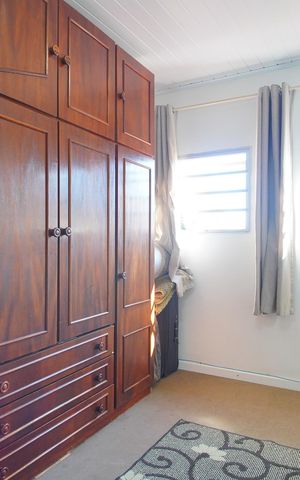 Casa à venda com 160m², 4 quartos e 1 vagaQuarto 2