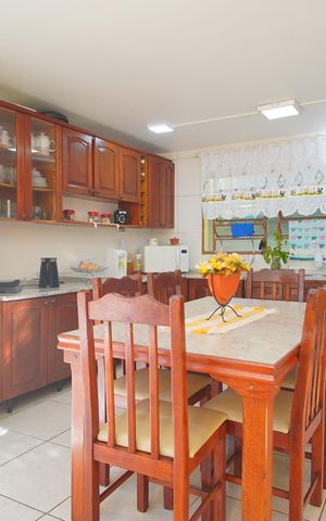 Casa à venda com 160m², 4 quartos e 1 vagaCozinha