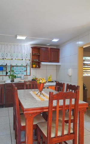 Casa à venda com 160m², 4 quartos e 1 vagaCozinha