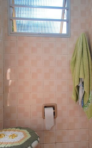 Casa à venda com 160m², 4 quartos e 1 vagaBanheiro 2