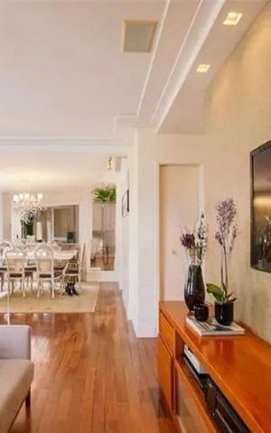Apartamento para alugar com 214m², 4 quartos e 4 vagas Apartamento para alugar com 214m², 4 quartos e 4 vagasSala