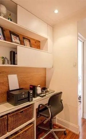Apartamento para alugar com 214m², 4 quartos e 4 vagas Apartamento para alugar com 214m², 4 quartos e 4 vagasEscritorio