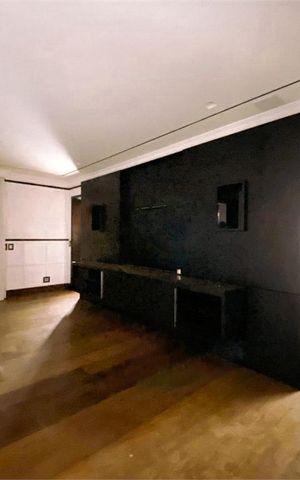 Apartamento à venda com 264m², 3 quartos e 4 vagas