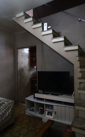 Casa à venda com 66m², 2 quartos e 1 vagaSala