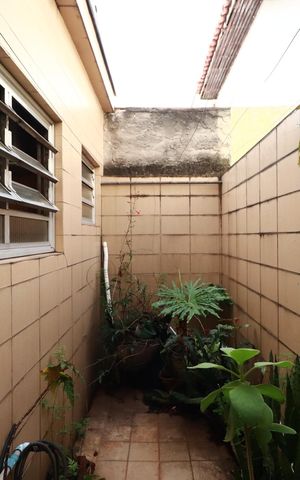 Casa à venda com 66m², 2 quartos e 1 vagaQuintal