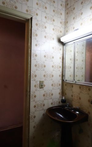 Casa à venda com 66m², 2 quartos e 1 vagaBanheiro