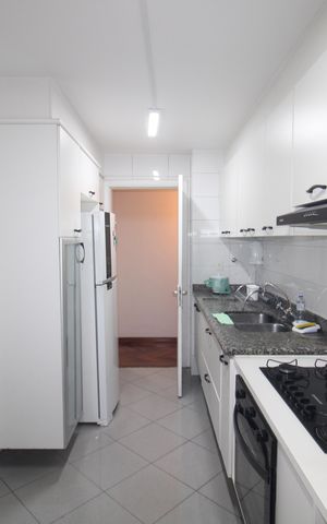 Apartamento à venda com 179m², 4 quartos e 4 vagasCozinha