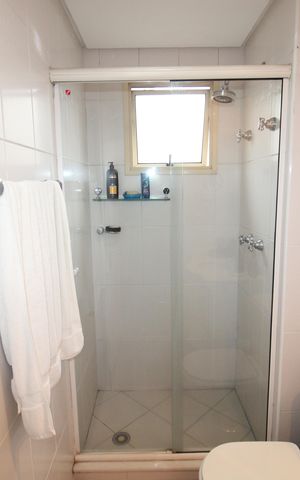 Apartamento à venda com 179m², 4 quartos e 4 vagasBanheiro
