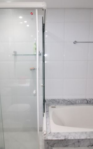Apartamento à venda com 179m², 4 quartos e 4 vagasQuarto 4 - Banheiro
