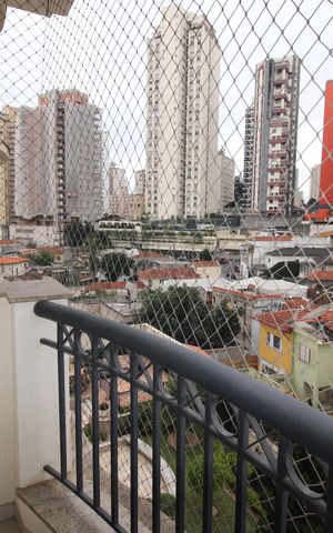 Apartamento à venda com 179m², 4 quartos e 4 vagasQuarto 4 - Varanda