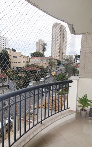Apartamento à venda com 179m², 4 quartos e 4 vagasSala - Varanda