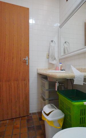 Casa para alugar com 209m², 4 quartos e 2 vagasBanheiro Social