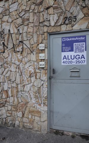 Casa para alugar com 49m², 2 quartos e sem vagaFachada