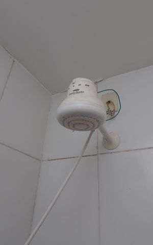 Casa para alugar com 49m², 2 quartos e sem vagaBanheiro