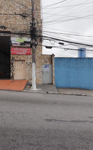 Casa para alugar com 49m², 2 quartos e sem vagaFachada