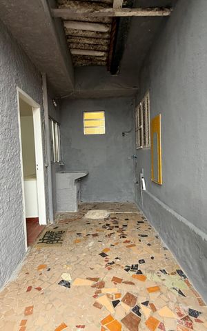 Casa para alugar com 43m², 1 quarto e 1 vagaÁrea de Serviço